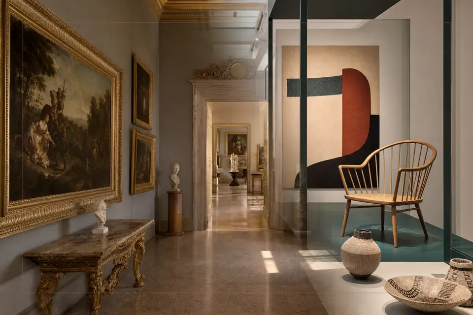 Composition éditoriale consacrée aux arts visuels pour le guide de Kunsthalle Bremen