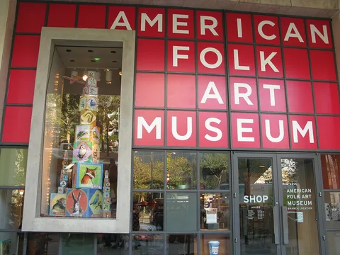 Photographie d’archive associée à American Folk Art Museum