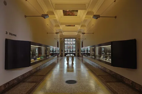 Photographie d’archive associée à Ariana Museum