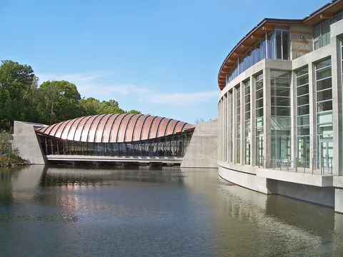 Photographie d’archive associée à Crystal Bridges Museum of American Art