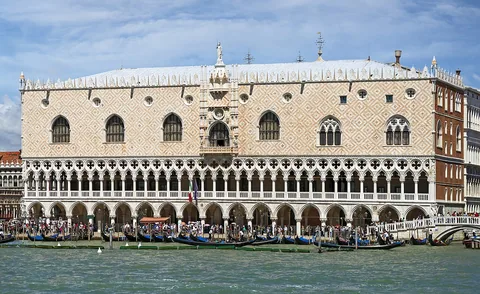 Photographie d’archive associée à Doge's Palace