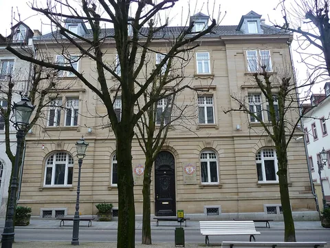 Photographie d’archive associée à Fabergé Museum
