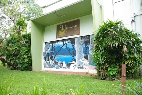 Photographie d’archive associée à Fiji Museum