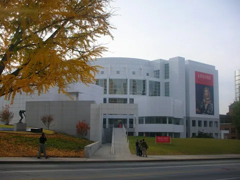 Photographie d’archive associée à High Museum of Art