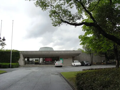 Photographie d’archive associée à Hiroshima Museum of Art