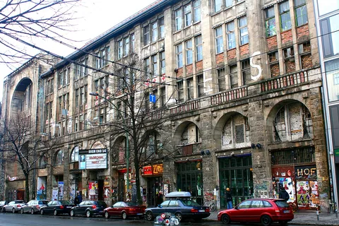 Photographie d’archive associée à Kunsthaus Tacheles