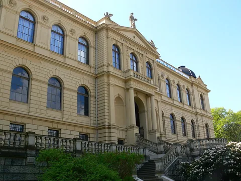 Photographie d’archive associée à Lindenau museum