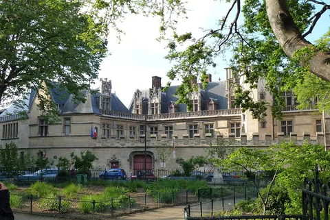 Photographie d’archive associée à Musée de Cluny