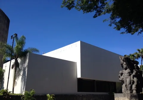 Photographie d’archive associée à Museo de Arte de El Salvador