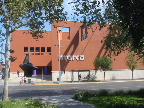 Photographie d’archive associée à Museo de Arte Contemporáneo de Monterrey