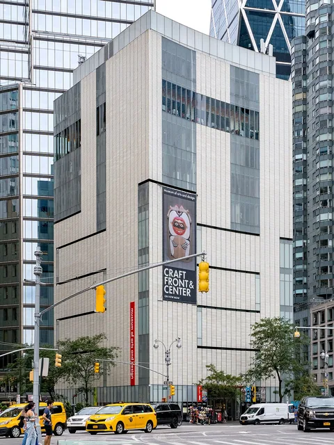 Photographie d’archive associée à Museum of Arts and Design