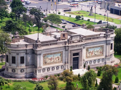 Photographie d’archive associée à Museum of Italian Art