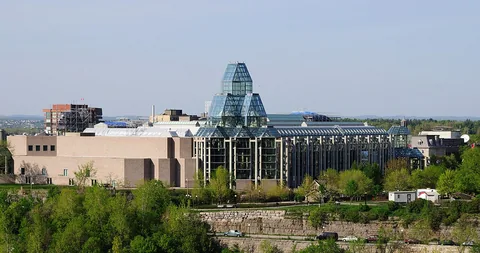 Photographie d’archive associée à National Gallery of Canada