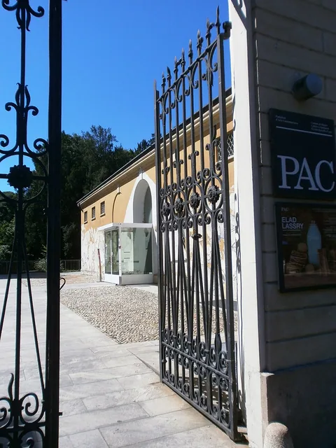Photographie d’archive associée à Padiglione d'Arte Contemporanea