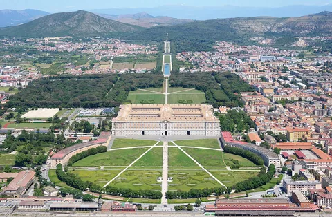 Photographie d’archive associée à Palace of Caserta