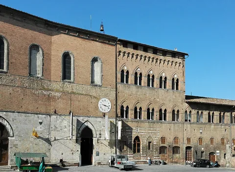 Photographie d’archive associée à Santa Maria della Scala