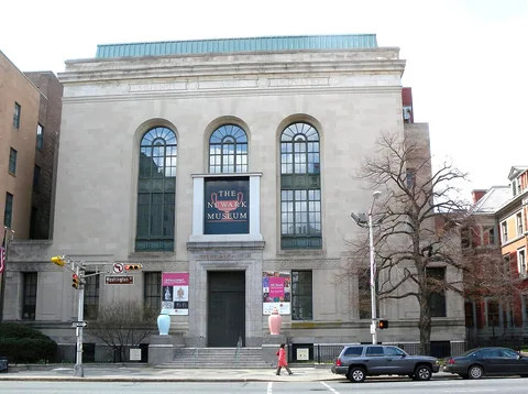 Photographie d’archive associée à The Newark Museum of Art