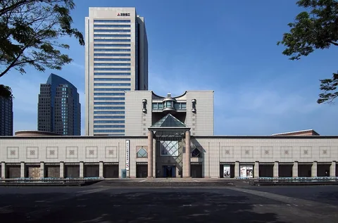 Photographie d’archive associée à Yokohama Museum of Art